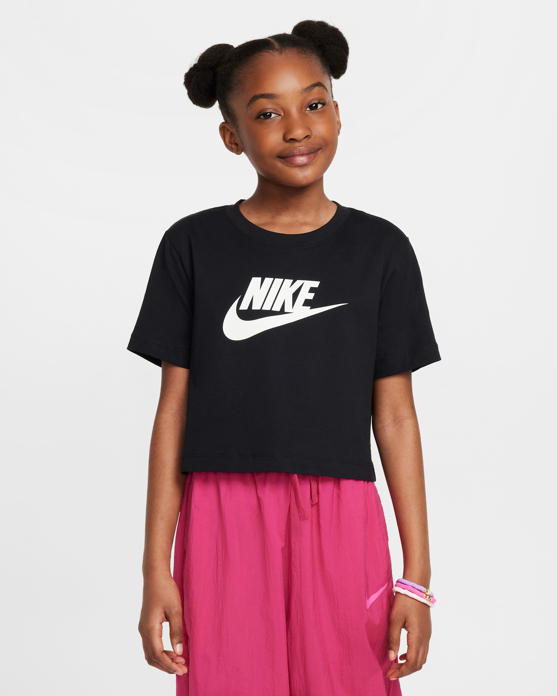 Nike Sportswear Older Kids' (Girls') Cropped T-Shirt. Nike LU